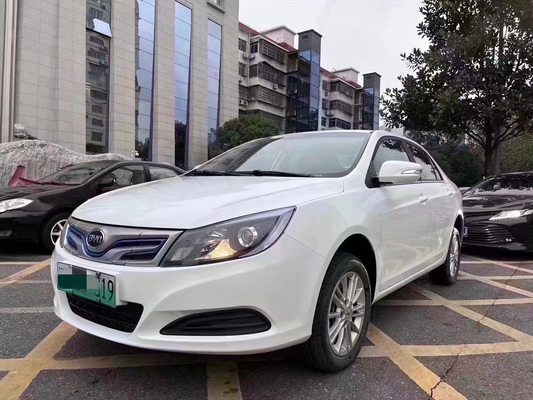 2019 BYD E5 450 400KM EV-Auto 0KM zum Weiterverkauf Höchstgeschwindigkeit 130KM/h 4 Tür 5Sitze