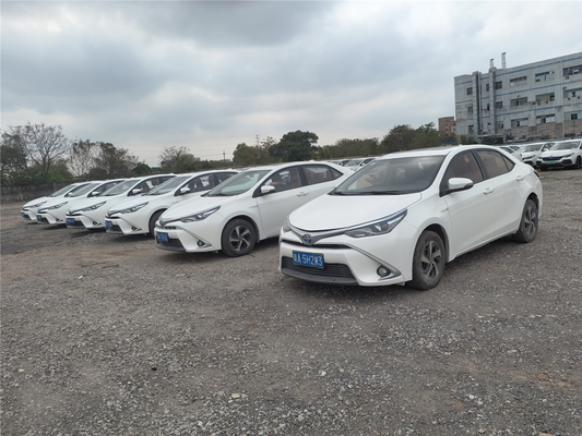 2017 Toyota Corolla Levin 1.8L Hybrid Weiße Limousine erschwingliche und gebrauchte Fahrzeuge
