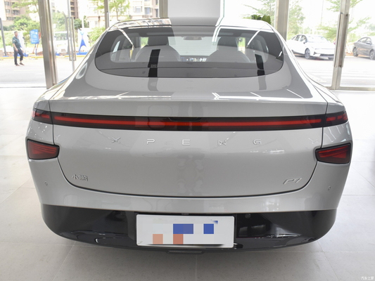 Erleben Sie die Kraft des 2023 XPeng P7 Elektroautos Großes Luxus und für Erwachsene