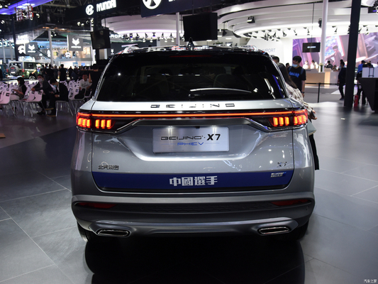 124KW Gesamtmotorleistung Baic Beijing X7 PHEV Plug in Hybrid SUV Auto mit Linken Steuerung