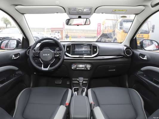 Kraftstoff- 2021 KIA KX1 1.4L CVT Gas/Benzin SUV Fahrzeug mit 4100*1735*15330mm Abmessungen