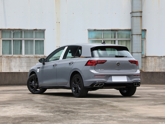Upgrade Your Ride 2023 Golf Facelift 208 TSL DSG PRO Kleiner SUV mit LED Tageslicht