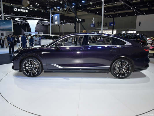 2023 Lantu Dongfeng Voyah Passion Voyah Zhuiguang Phev Plug In Hybrid 4WD Langstreckenfahrzeug