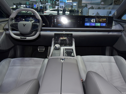2023 Lantu Dongfeng Voyah Passion Voyah Zhuiguang Phev Plug In Hybrid 4WD Langstreckenfahrzeug