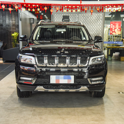 BAIC BJ90 SUV 90% MB GLS450 Teile Höchstgeschwindigkeit 245KM/h Maximale Leistung 300-400PS Großer Rabatt