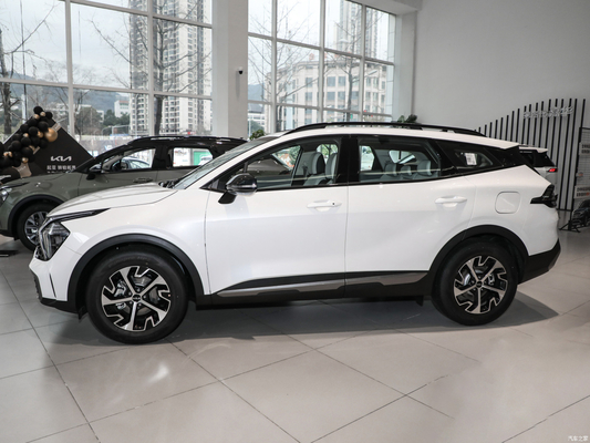 2023 Kia Sportage Gas/Benzin SUV Fahrzeug Vorderscheibe Hinterscheibe Bremssystem und Metall-Dachträger