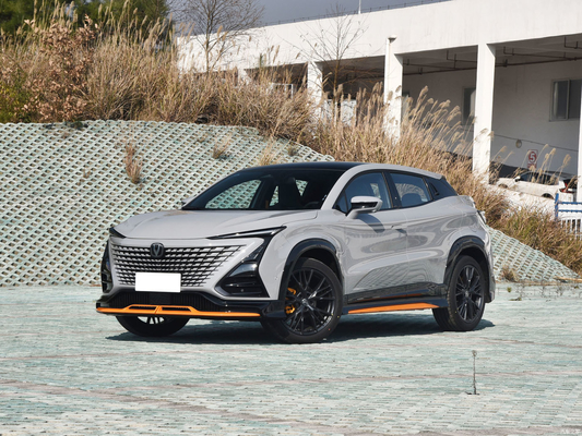 2023 Linkslenkung Changan UNI-T 1.5T Sport Flaggschiff Kompakt-SUV mit Panorama-Sonnendach