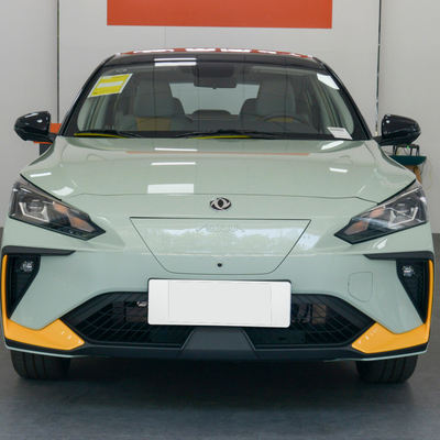 Als Bild 2023 Dongfeng Aeolus E70 Yizhi Version 420KM Akkulaufzeit Hybrid-Treibstofftyp
