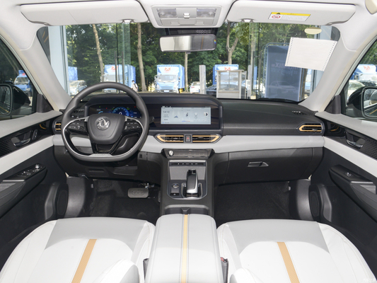 Als Bild 2023 Dongfeng Aeolus E70 Yizhi Version 420KM Akkulaufzeit Hybrid-Treibstofftyp