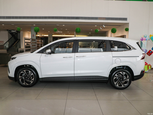 2022 Linkslenker 207T GDi 5-Türer 7-Sitzer MPV Benzinwagen mit Auto-Entertainment-System