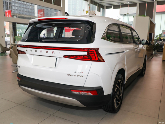 2022 Linkslenker 207T GDi 5-Türer 7-Sitzer MPV Benzinwagen mit Auto-Entertainment-System