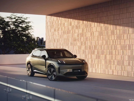 2023 Lynk Co 08 Plug-in Hybrid Long Range PRO SUV 120KM Pure Electric Range auf dem Markt