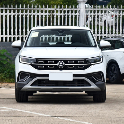 Volkswagen Tayron 300TSI Zweiradantrieb Luxus PLUS Advanced Version SUV für 5 Sitzplätze