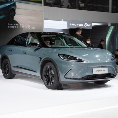 Energie Baic Arcfox Alpha S 735E 160KW EV Auto Hochgeschwindigkeit Großer Raum Linksfahrt Weite Reichweite