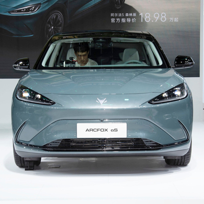 Energie Baic Arcfox Alpha S 735E 160KW EV Auto Hochgeschwindigkeit Großer Raum Linksfahrt Weite Reichweite
