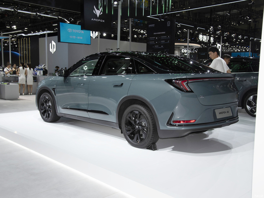 Energie Baic Arcfox Alpha S 735E 160KW EV Auto Hochgeschwindigkeit Großer Raum Linksfahrt Weite Reichweite