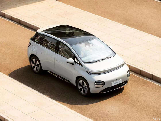 Linksfahrer Mini Ev Hatchback Wuling Baojun Cloud Yunduo Reiner Elektroauto Viertürer Fünf-Sitzer