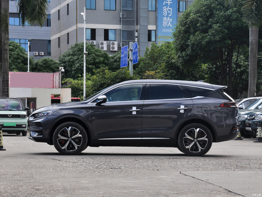 Auswahl 2022 BYD Tang EV mit 600KM Akkulaufzeit 5 Türen 7 Sitze 1.5T Höchstgeschwindigkeit 180KM