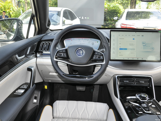 Auswahl 2022 BYD Tang EV mit 600KM Akkulaufzeit 5 Türen 7 Sitze 1.5T Höchstgeschwindigkeit 180KM