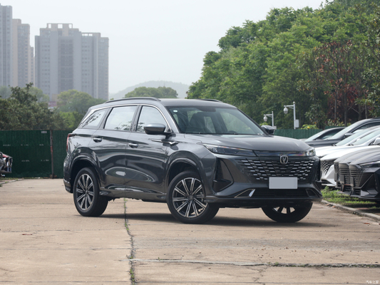 2023 Third-Generation Chang'an Gasolinacs75PLUS Automatischer Luxus-SUV mit Turbo 1.5T-Motor