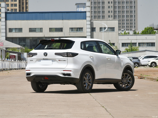 Berührungsbildschirm und LED-Taglicht 2023 Chang'an CS55PLUS 1.5T DCT Jugend Version SUV