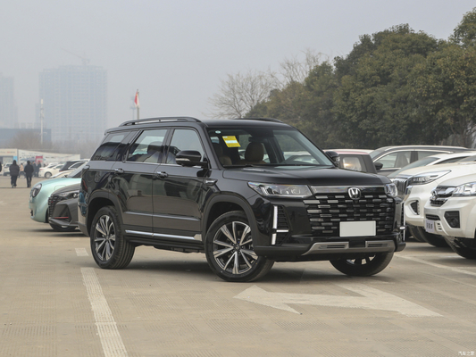 Vorderes Fahrwerk Macpherson 2023 Chang'an CS95 Plus 2.0T 2WD Luxus 5-Türer 7-Sitzer SUV