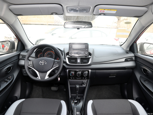 2022 Toyota YARiS L 1.5L Manuelle Klimaanlage führende PLUS kleine 4-Türer 5-Sitzer SUV