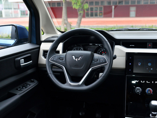 2019 Wuling Rongguang 1.5T Manual 7-Sitzer SUV mit und maximalem Drehmoment Nm von 200-300Nm
