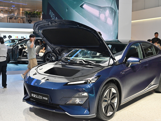 2023 Shenlan SL03 Elektroauto 515KM 5-Tür 5-Sitzer Limousine mit 190 kW Gesamtmotorleistung