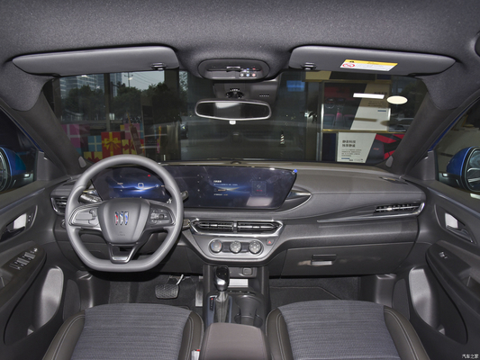 Buick Envista 1.5T 5-Türer 5-Sitzer Transportwagen mit R18 Reifengröße und Touchscreen