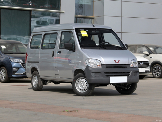 75 kW Gesamtmotorleistung 2023 Wuling VAN Linksfahrer mit 5 Sitzplätzen und seitlicher Schiebetür