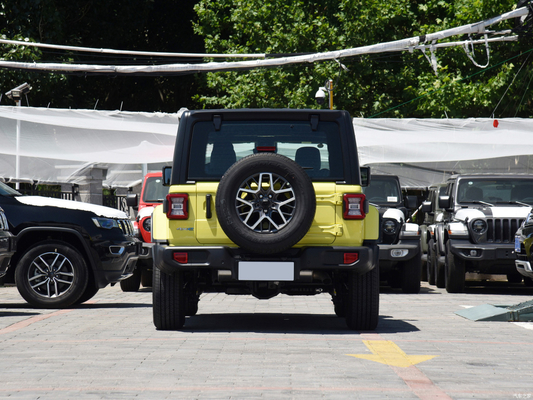 2022 Jeep Wrangler 4-Türer 2.0T 4XE Sahara Plug-in Hybrid Fluoreszenzgelb limitierte Ausgabe