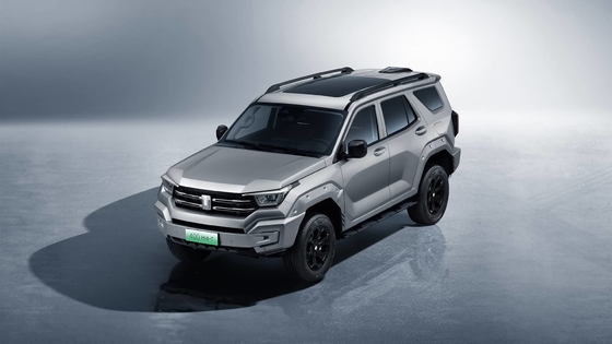2023 GWM Great Wall Tank 400 HI4 PHEV Urban Offroad SUV mit Linkstrieb und CLTC von 105 km