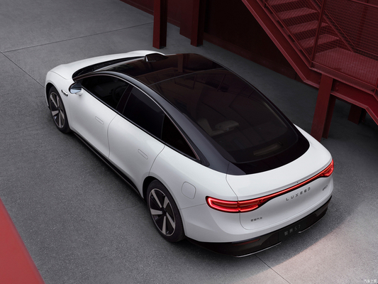 210 KM/h Höchstgeschwindigkeit Huawei Chery LUXEED S7 Elektrische Auto Limousine 4 Tür 5 Sitz Hybrid