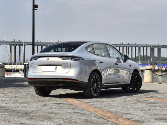 Energie-Elektrofahrzeug 670 km Hinterradantrieb UHV-Version für 5-Sitzer-Körperstruktur