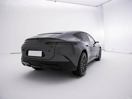 2023 Avatar 12 SUV Dual Motors und 425KW Gesamtleistung in Modell von Huawei Changan eingeführt