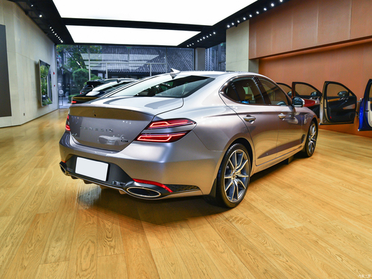 Ledersitze und Euro VI-Standard Genesis G702023 2,0T Rücktriebslimousine mit Motor