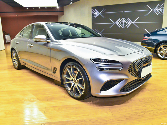 Ledersitze und Euro VI-Standard Genesis G702023 2,0T Rücktriebslimousine mit Motor