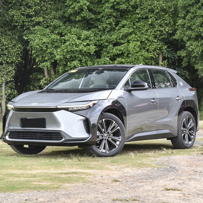 2024 Toyota Bz4x 4WD Elektro-SUV mit 560KM Reichweite 160KM/h Höchstgeschwindigkeit 4690*1860*1650mm