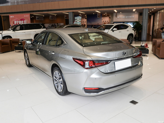 2023 Lexus ES200 260 Excellence Edition 5-Sitzer Limousine mit Frontscheiben-Rückscheibenbremsen