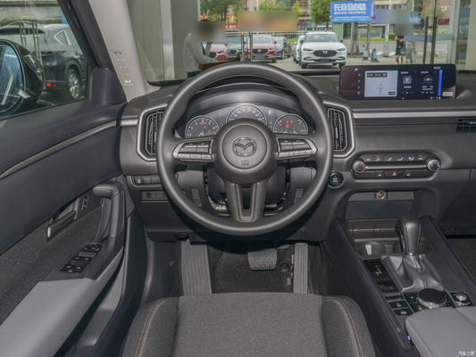 Komfortabler 2023 CX-50 Benzin-SUV mit elektrischem Rückspiegel und linkem Lenkrad