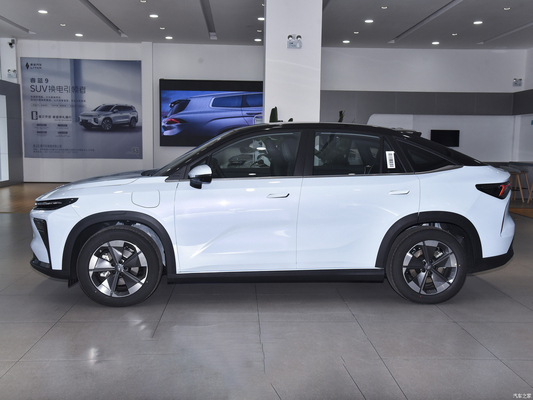 2023 LIVAN7 Chiyue Edition 5-Türer 5-Sitzer SUV mit 450KM Reichweite und 4690*1892*1650mm Körper