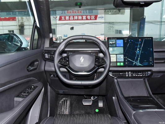 2023 LIVAN7 Chiyue Edition 5-Türer 5-Sitzer SUV mit 450KM Reichweite und 4690*1892*1650mm Körper