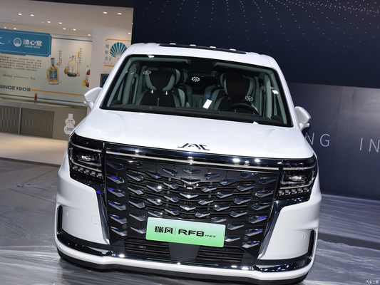 JAC Ruifeng Refine RF8 PHEV 1.5T 5-Türer 7-Sitzer MPV Elektrische Parkbremse inklusive
