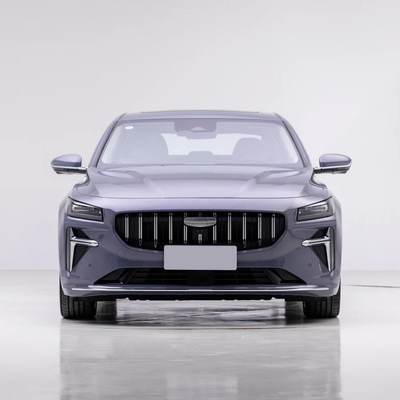 Geely Preface L 1.5TD Hybrid Luxus Limousine mit 4 Vorwärtsschaltungen und Front 1 Rear 1 Radar