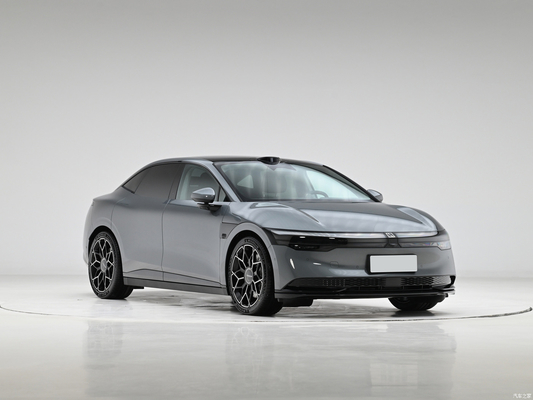 Langstrecken-Elektroauto 2024 Geely Zeekr 007 EV-Auto mit 4 Türen 5 Sitzplätzen und Hochgeschwindigkeit