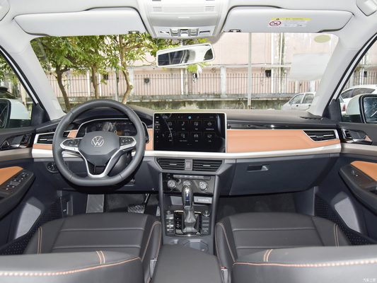Elektrische Fahrersitzregelung 2023 Bora 200TSI DSG AT 5-Sitzer Kompaktbrennstofffahrzeug