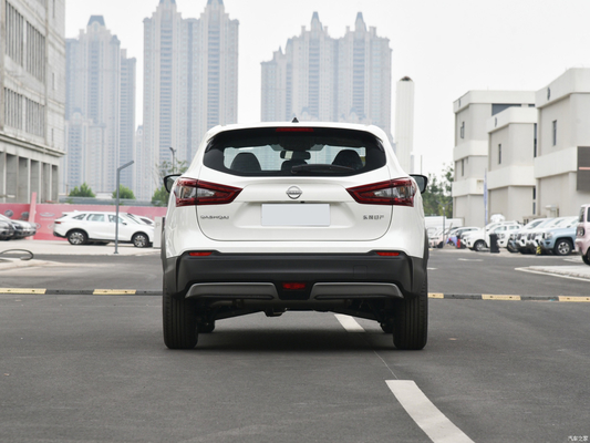 Vorwärts Schaltnummer 7 2023 Nissan Qashqai 2.0L CVT 2WD Benzinwagen in hoher Nachfrage