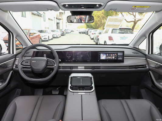 LED-Scheinwerfer 2023 MAXUS G70 2.0T MPV Automatische Luxusversion mit Frontantrieb