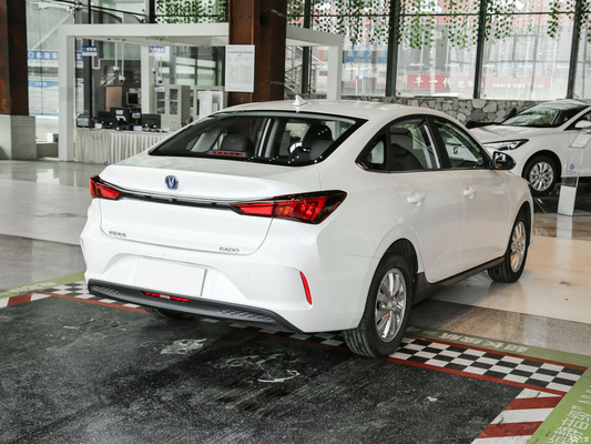 145 km/h Höchstgeschwindigkeit Changan Eado EV460 Lithium-Eisen-Phosphat-Batterie Elektrofahrzeug